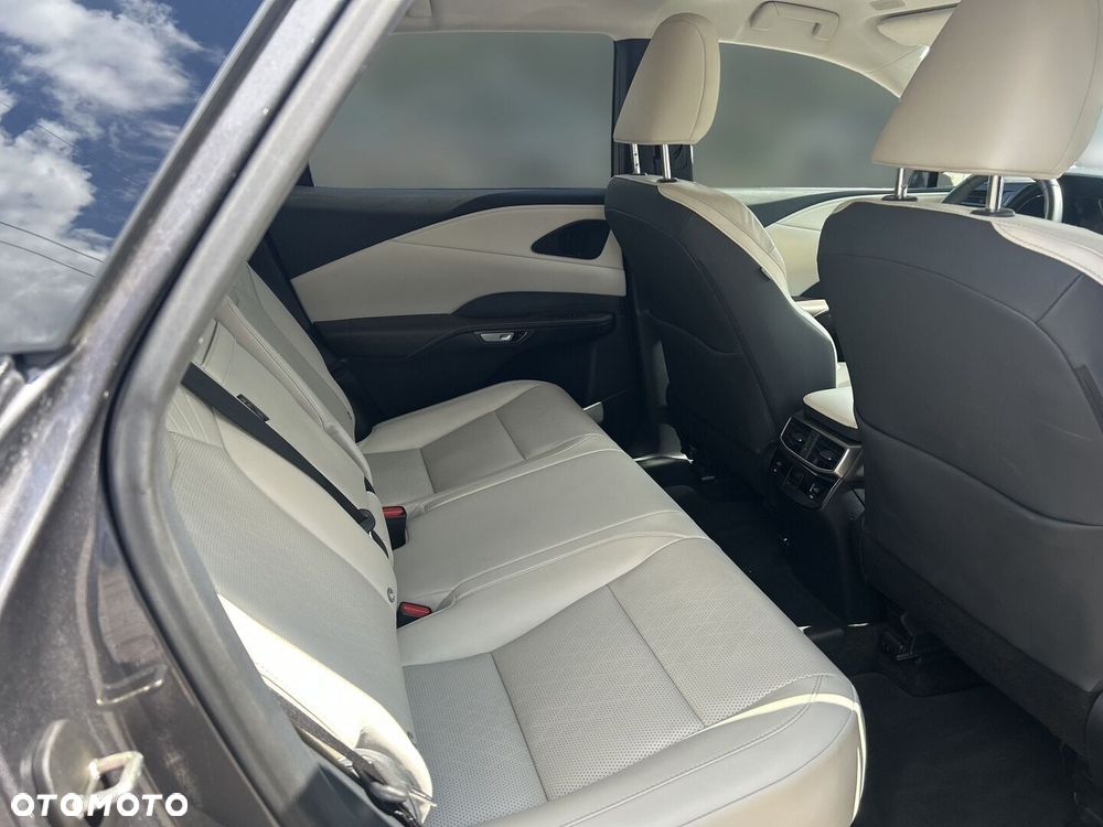 Lexus RX 450h+ F Sport Design - 11