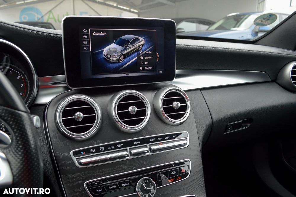 Mercedes-Benz C 180 7G-TRONIC AMG Line - 29