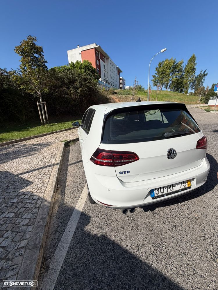 Volkswagen Golf — fotografia 7