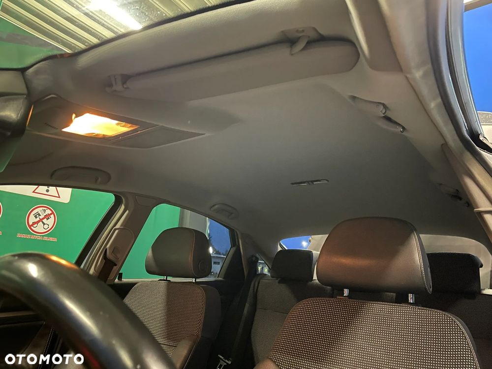 Opel Vectra 2.0 T Cosmo - 25