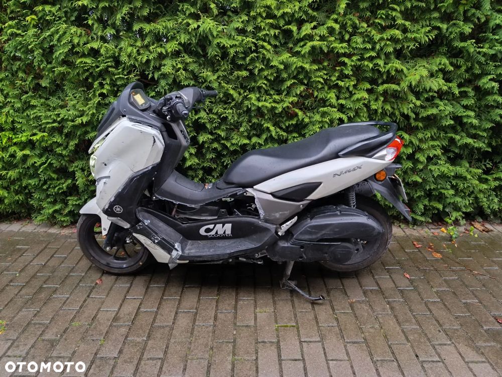 Yamaha NMAX - 8
