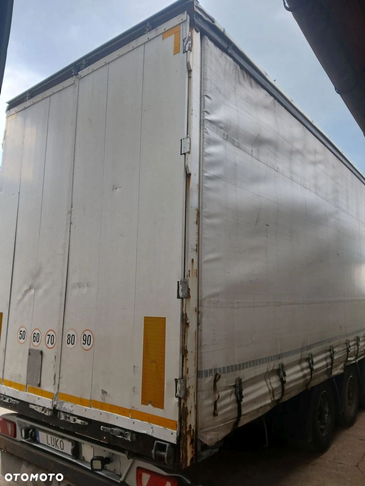 Kögel SN24 - 4