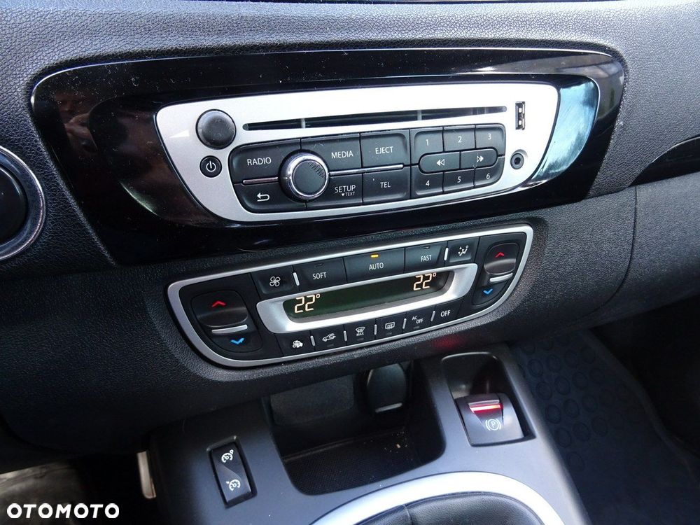 Renault Scenic ENERGY dCi 130 BOSE EDITION - 9