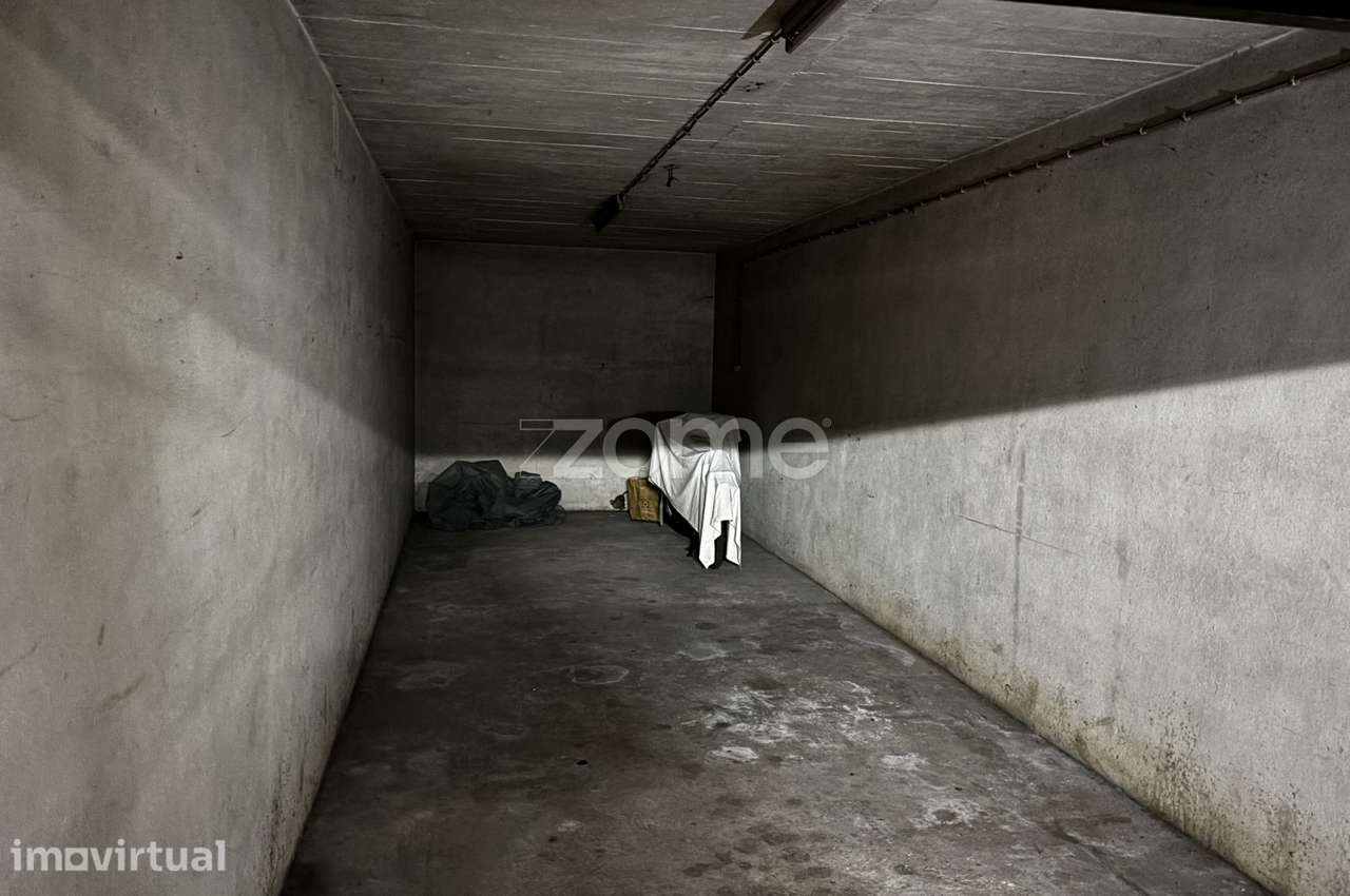Garagem Fechada para 2 Carros no Centro da Figueira da Foz - Grande imagem: 3/17