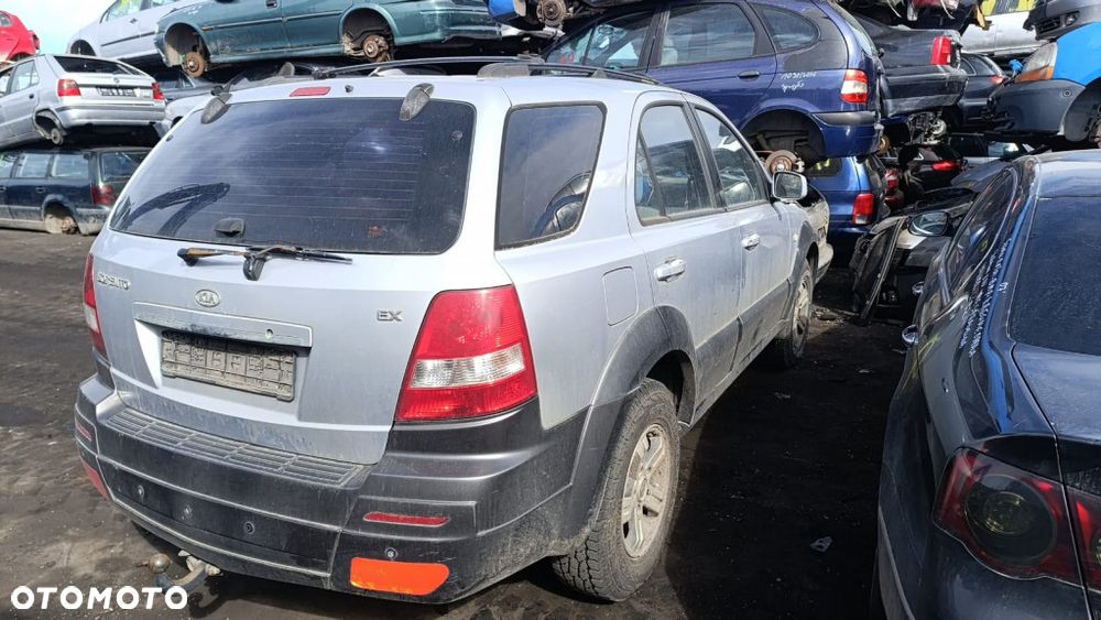 36052 Kia Sorento I model od 02-07 silnik 2.4 G4JS skrzynia GU04G lakier AW - 6