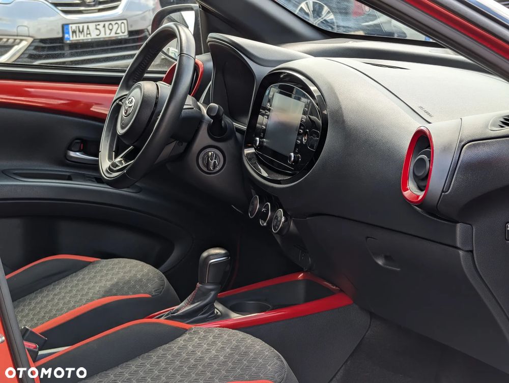 Toyota Aygo X x-shift x-style - 32