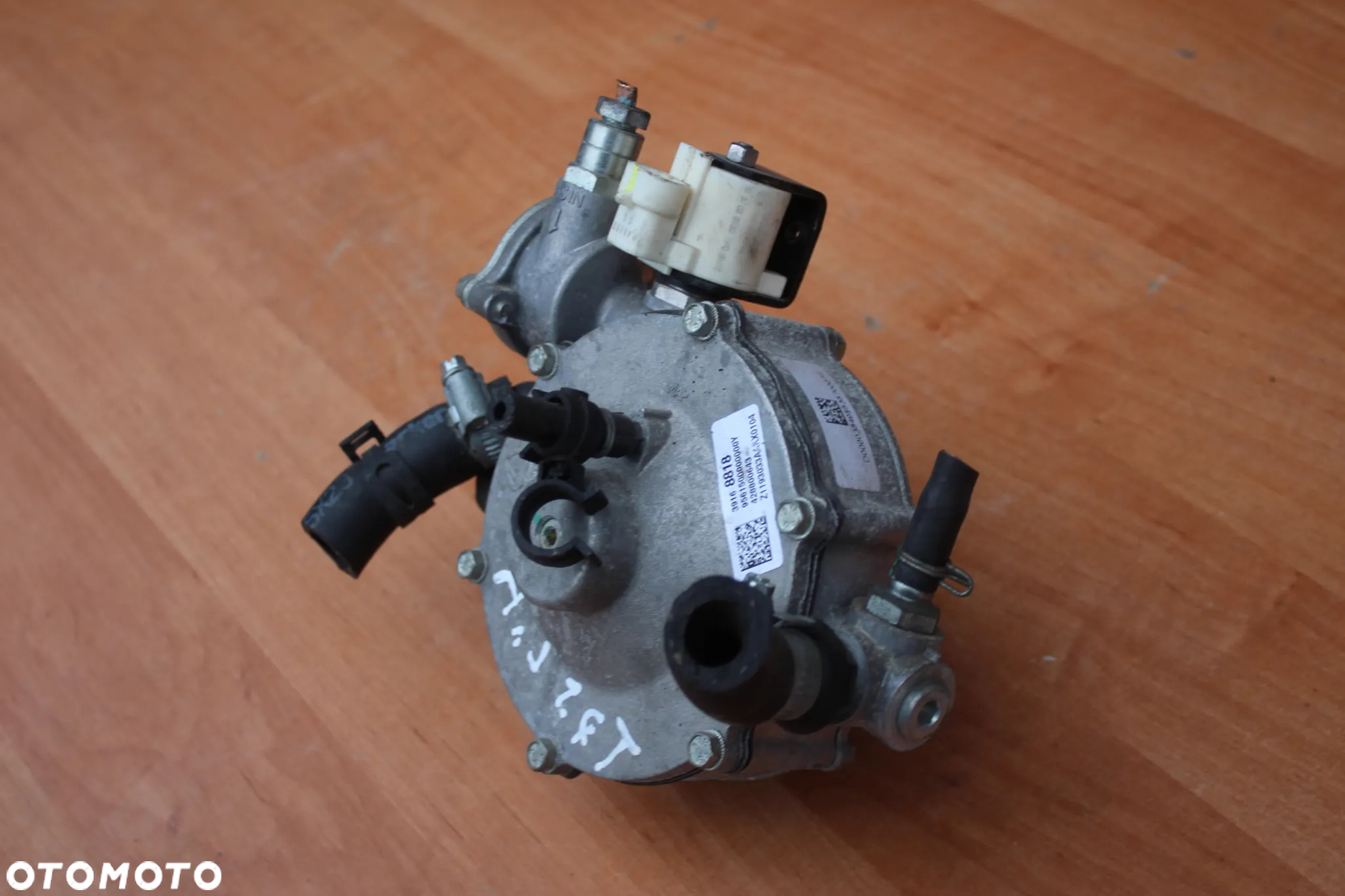 PAROWNIK REDUKTOR GAZU LPG 39168818 - 3