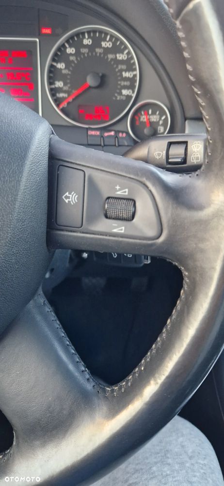 Audi A4 Avant 2.0 T FSI quattro - 19