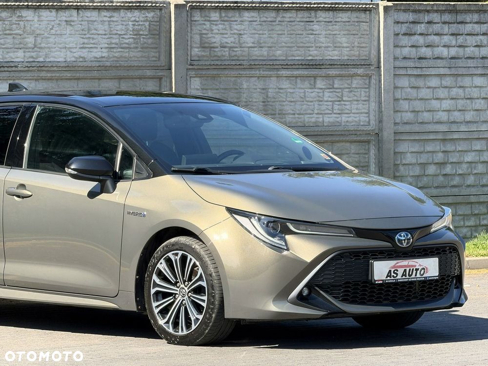 Toyota Corolla 1.8 Hybrid Executive - 29