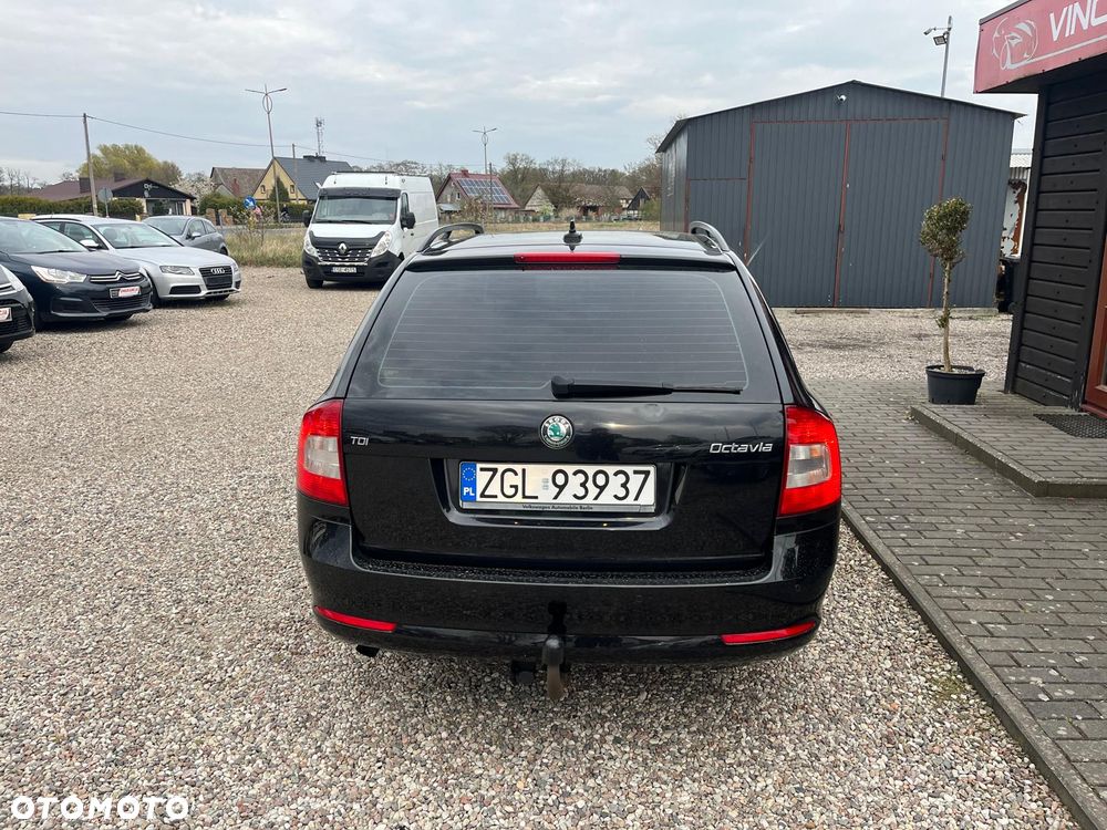 Skoda Octavia 1.6 TDI Family Plus - 7