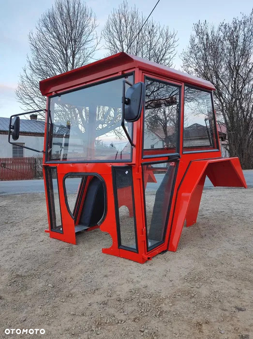 Kabina do ciągnika URSUS  c-330/ c-360 błotnik/bez błotnika SZYMCZAK od ręki z transportem - 2