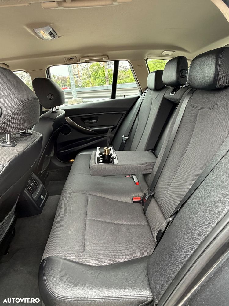 BMW Seria 3 320d xDrive Sport-Aut. Modern Line - 17