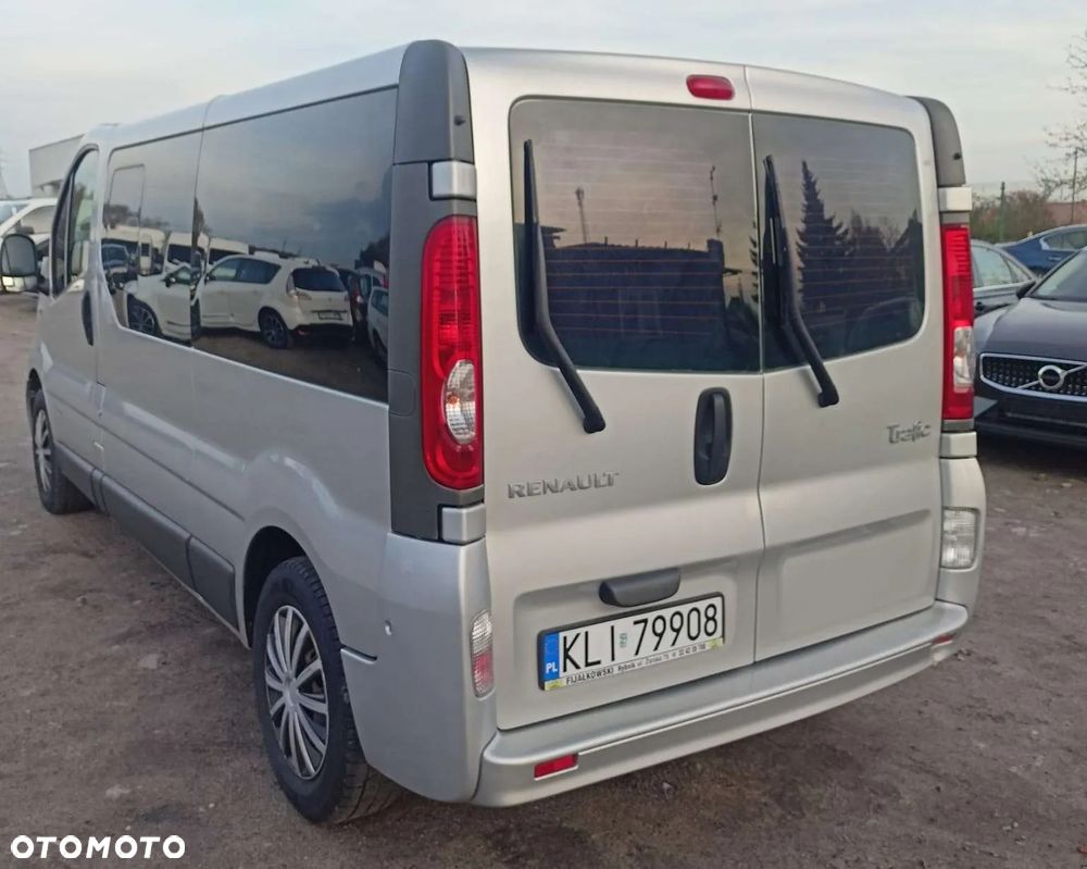 Renault Trafic 2.0 dCi 115 Passenger FAP L2H1 Expression - 4