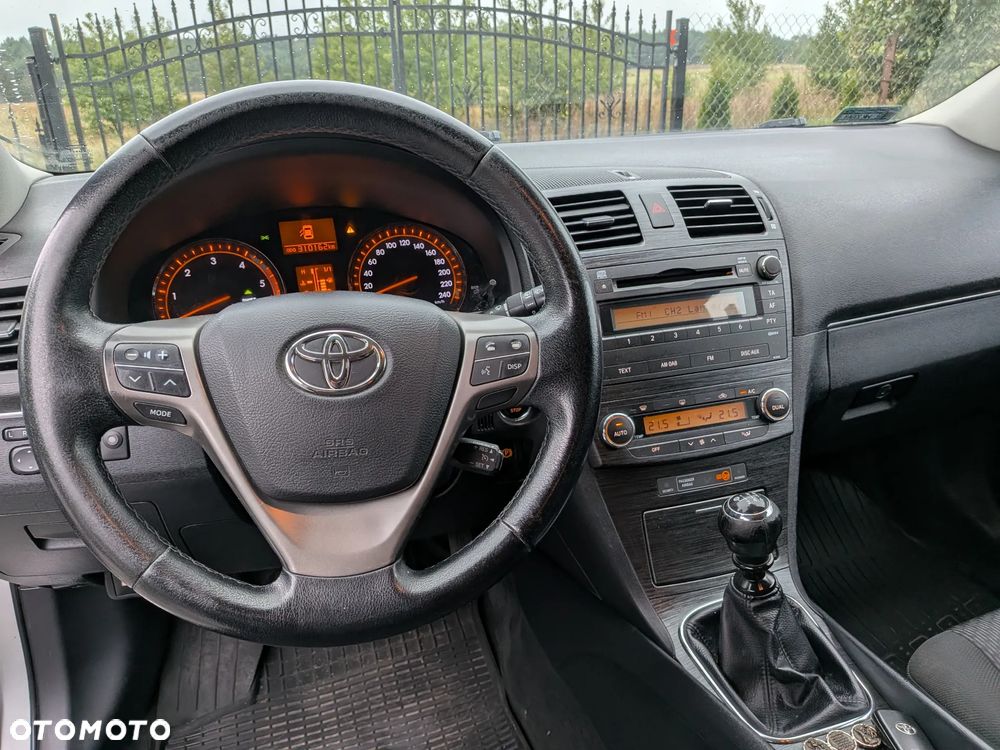 Toyota Avensis 2.2 D-CAT 2010 - 16