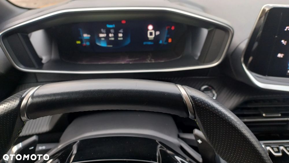 Peugeot 208 PureTech 100 EAT8 GT Pack - 18