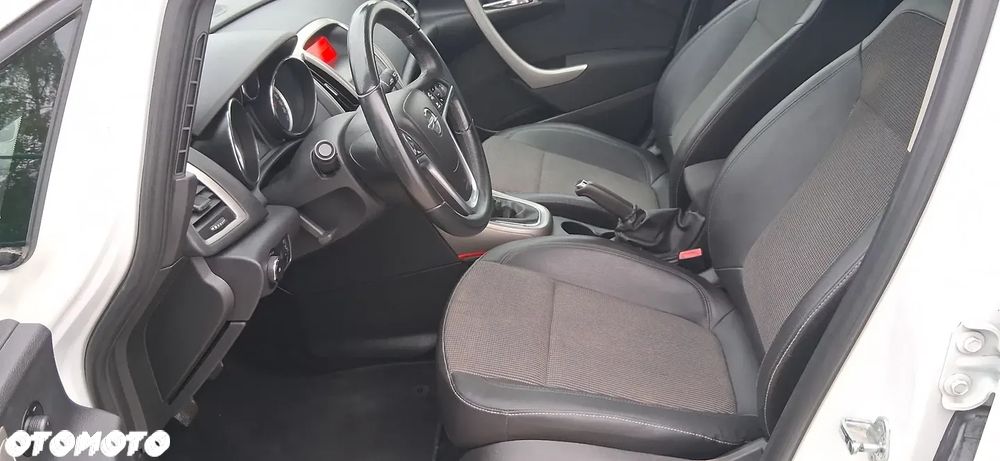 Opel Astra 1.4 Turbo Innovation - 9