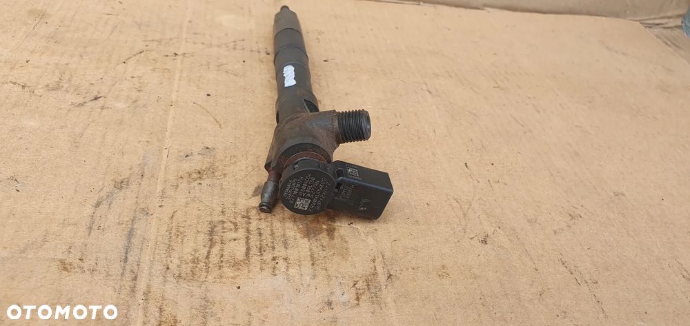 Wtrysk wtryskiwacz paliwa VW Golf V 2.0 SDI 04L130277AN - 5