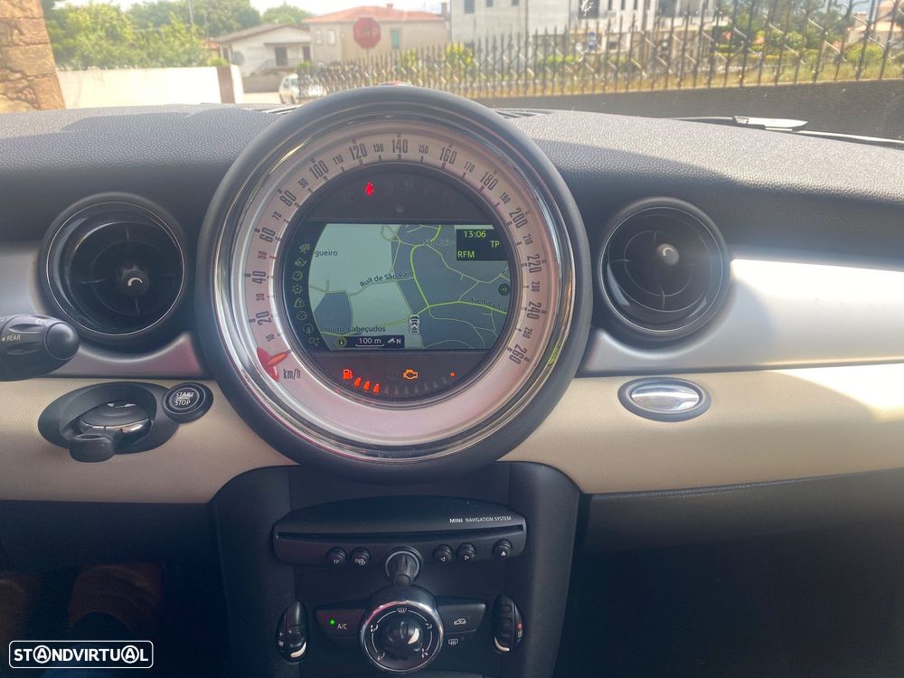 MINI 3 Portas One Auto - 16