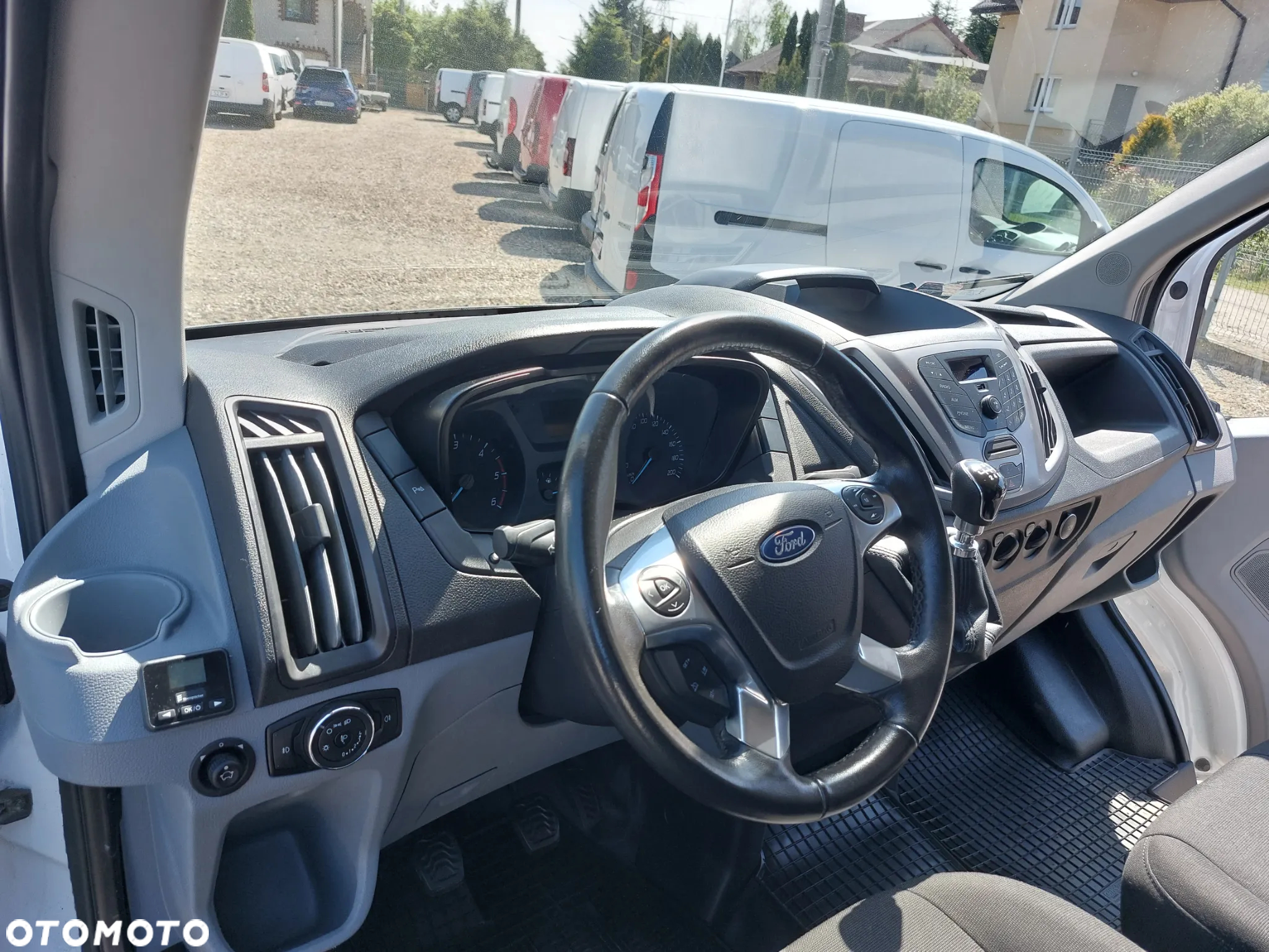 Ford Transit - 14