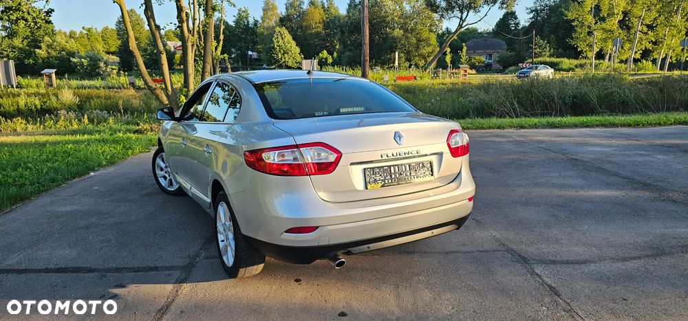 Renault Fluence 1.6 16V 110 Dynamique - 11