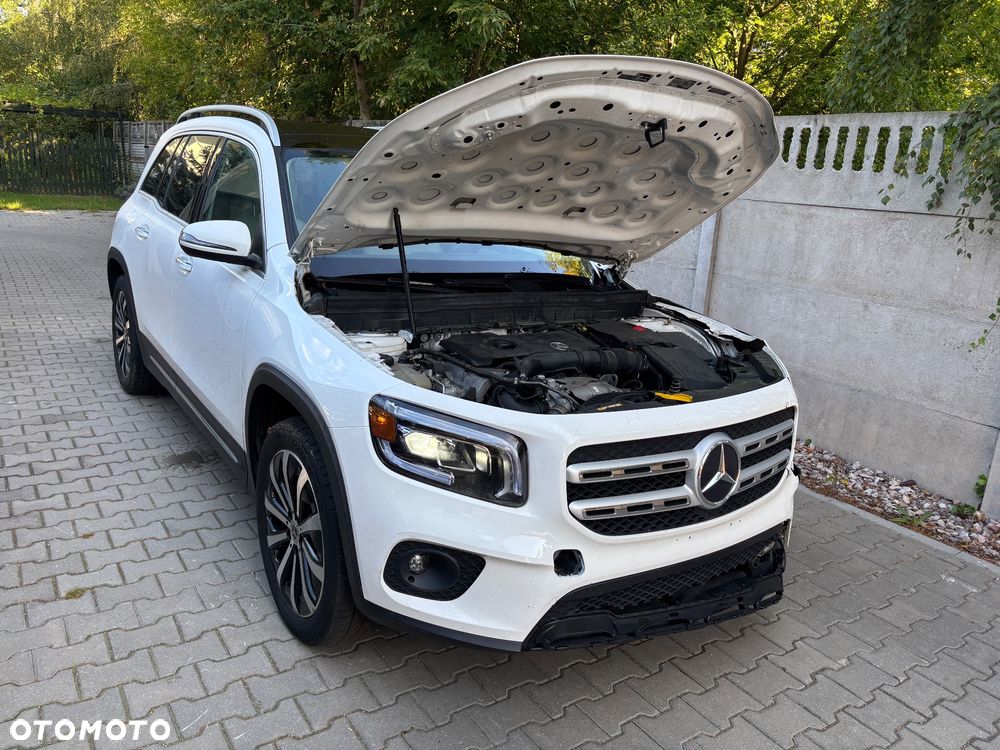 Mercedes-Benz GLB - 2