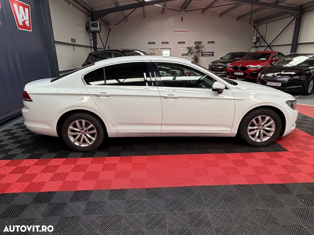 Volkswagen Passat 2.0 TDI DSG Highline - 3