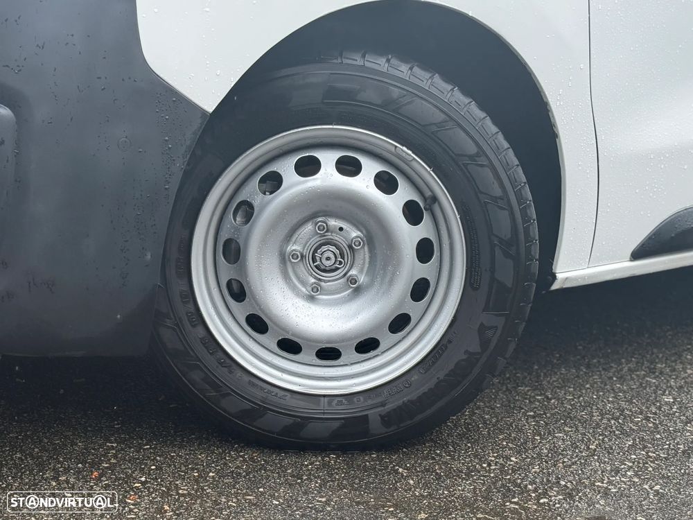 Toyota PROACE 2.0 D-4D L2 H1 C/ AC + EXTRAS - 22