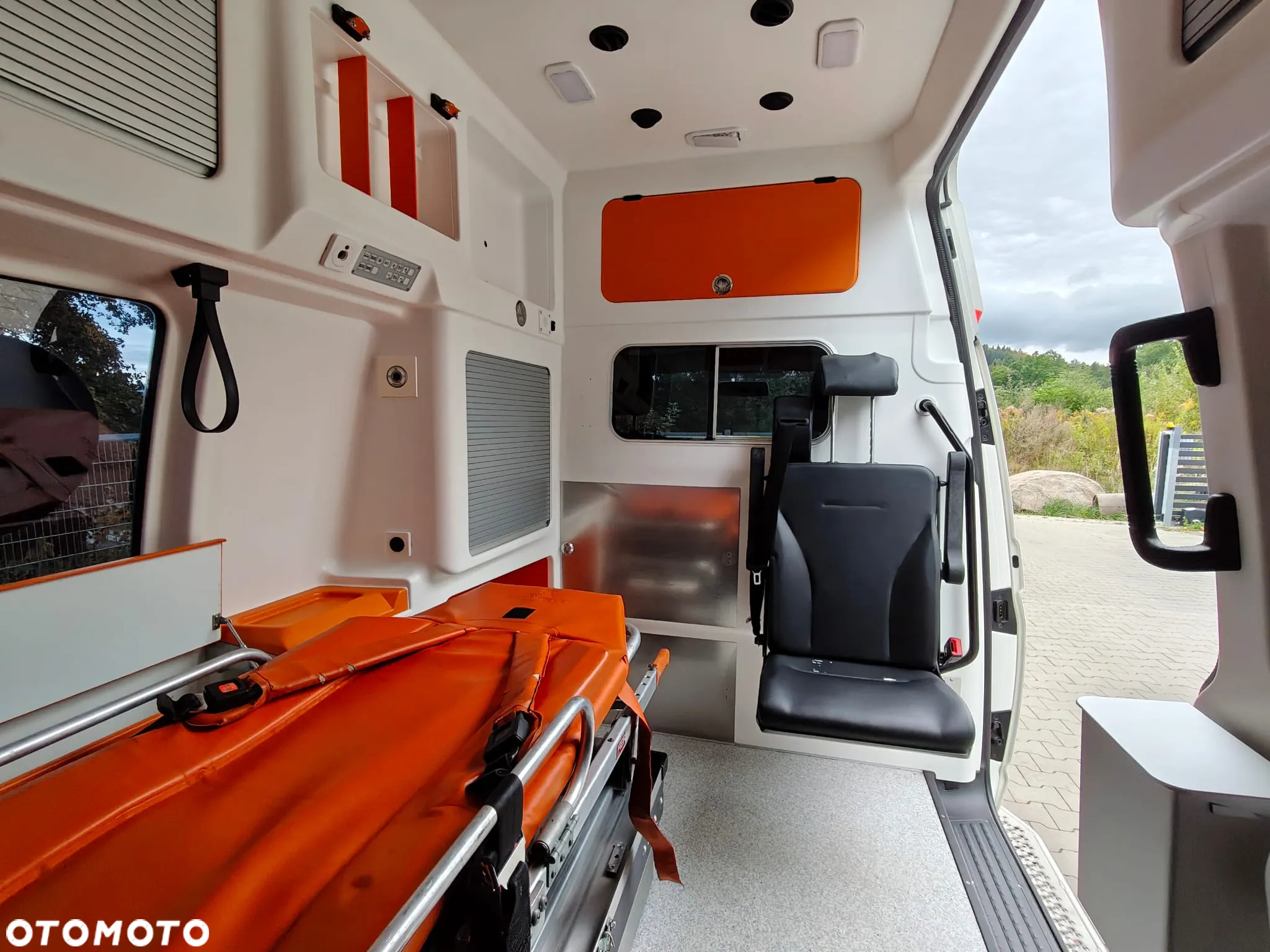 Volkswagen Transporter - 16