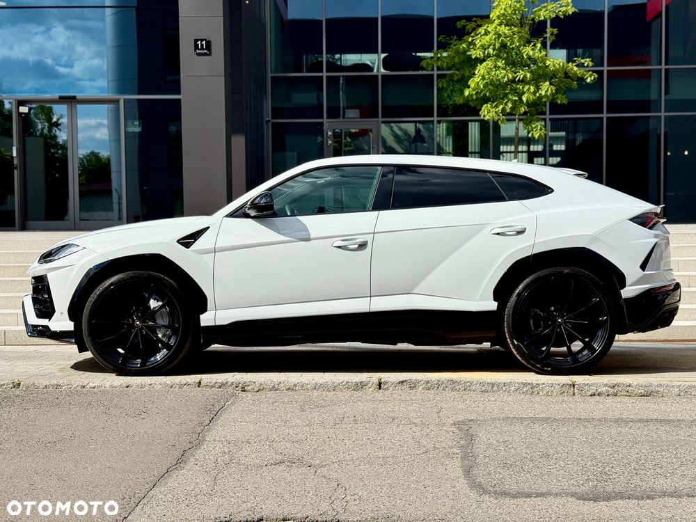 Lamborghini Urus - 5