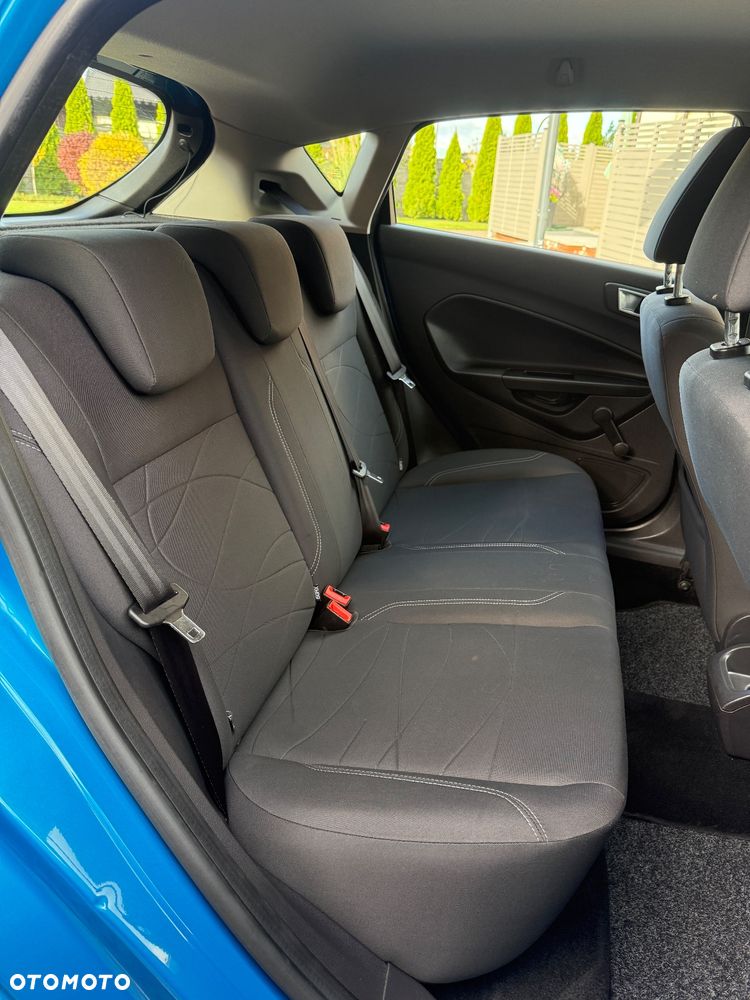 Ford Fiesta 1.6 TDCI SYNC Edition - 18