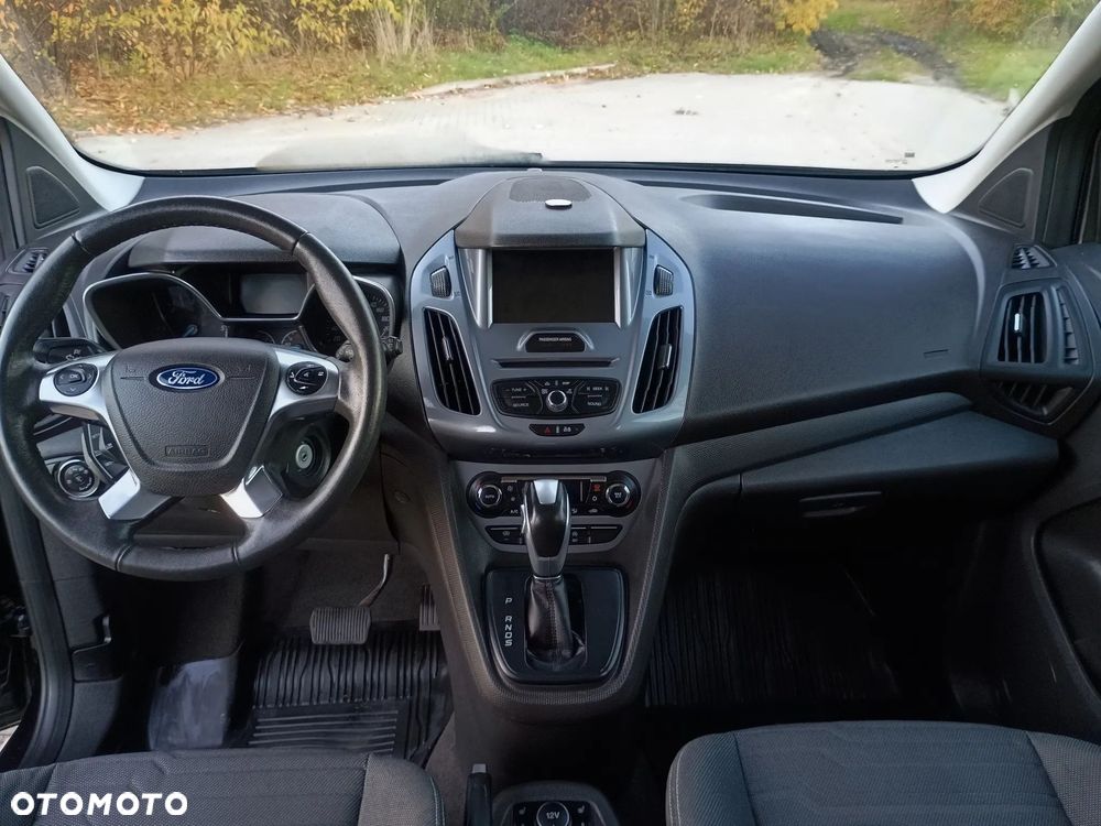 Ford Tourneo Connect Grand - 23