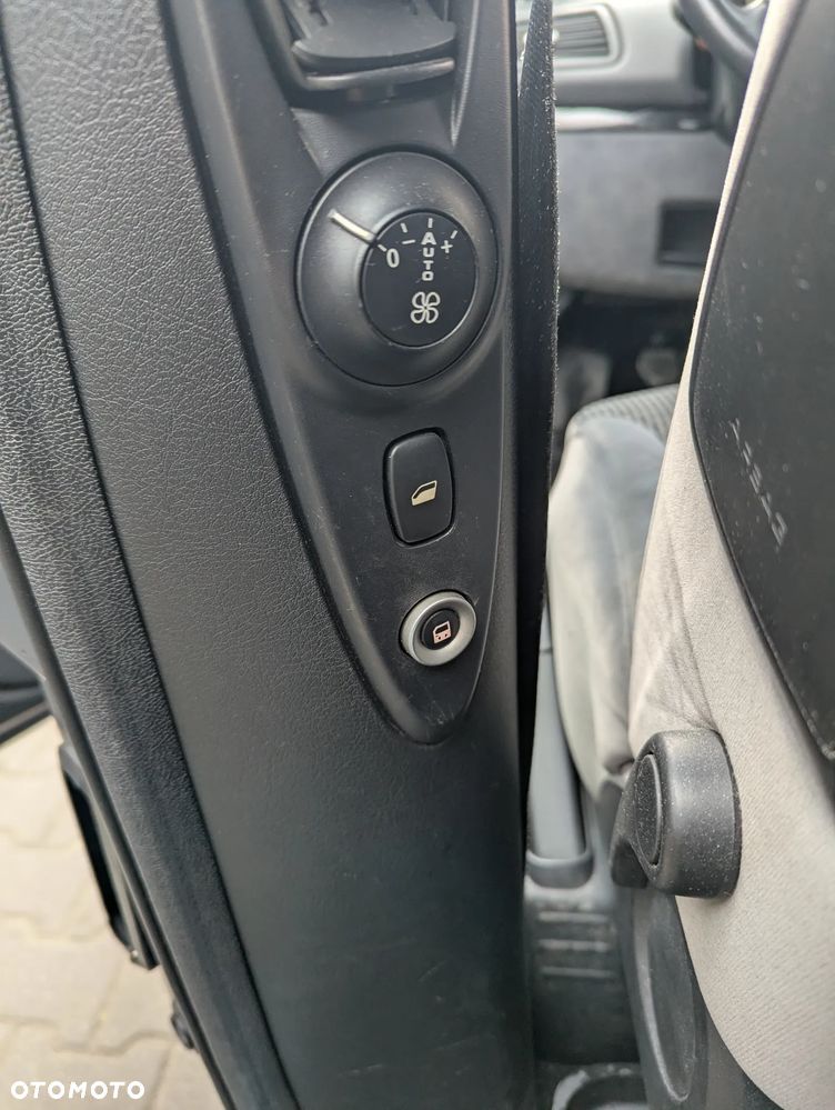Citroën C8 2.2 HDi Exclusive - 7