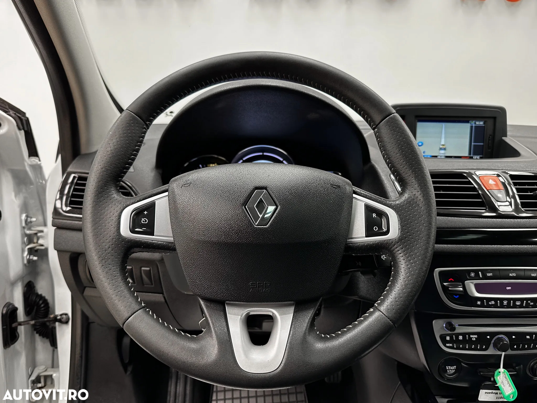 Renault Megane dCi 110 FAP EDC Bose Edition - 26