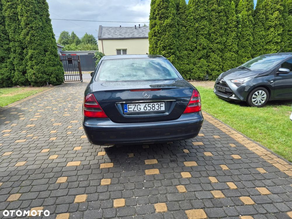 Mercedes-Benz Klasa E 200 CDI Classic DPF - 5