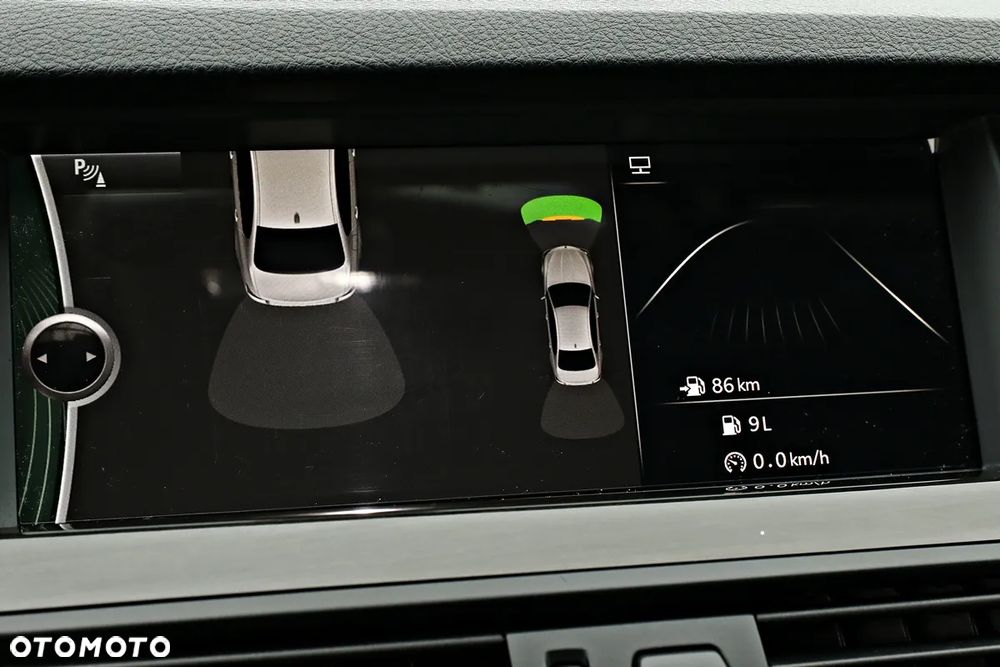 BMW Seria 5 528i - 33