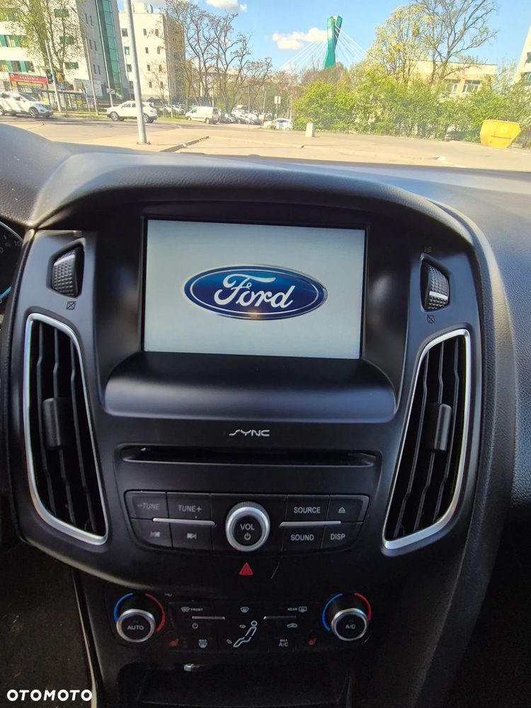 Ford Focus 1.0 EcoBoost Titanium - 9