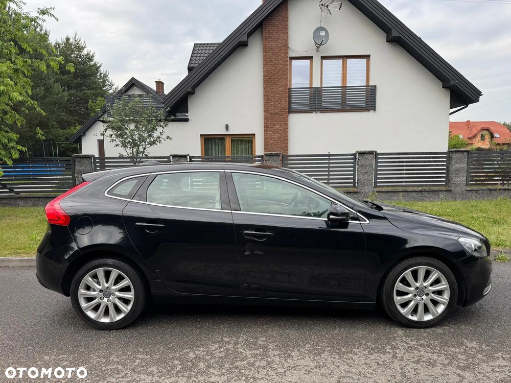 Volvo V40 D2 Summum - 4