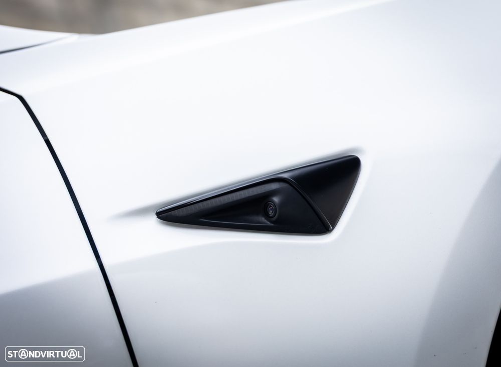 Tesla Model 3 Long Range AWD Dual Motor Performance - 10