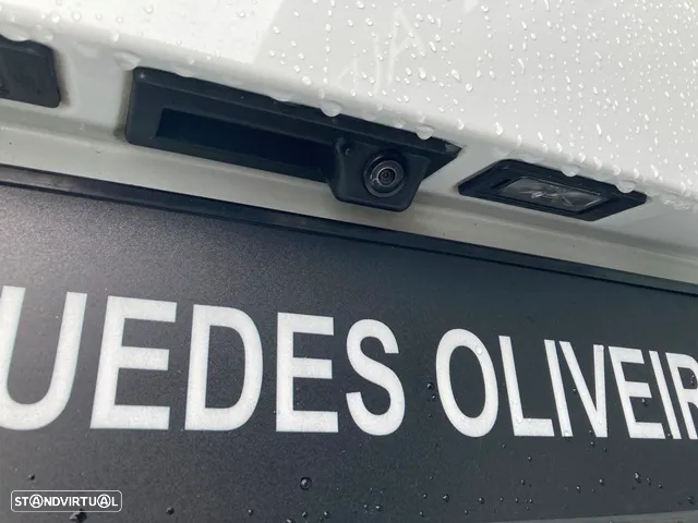 VW Tiguan 2.0 TDI R-Line DSG 4Motion - 11
