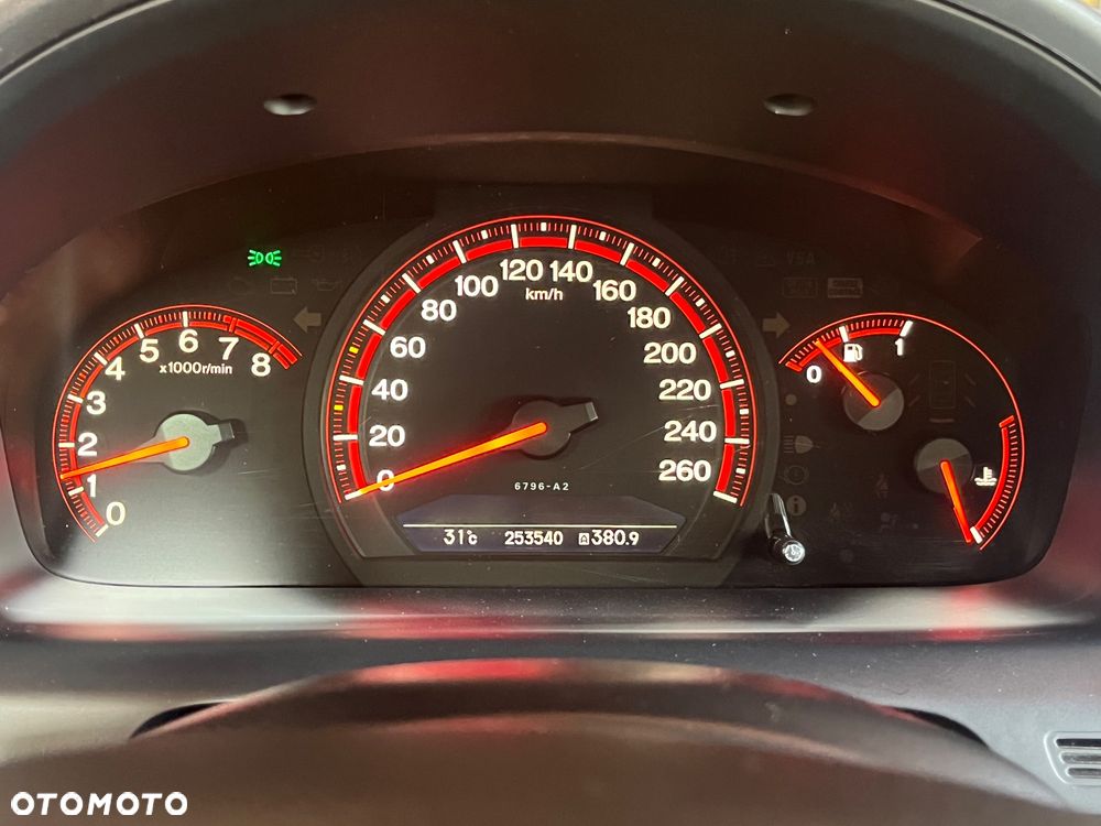 Honda Accord 2.0 Sport - 16