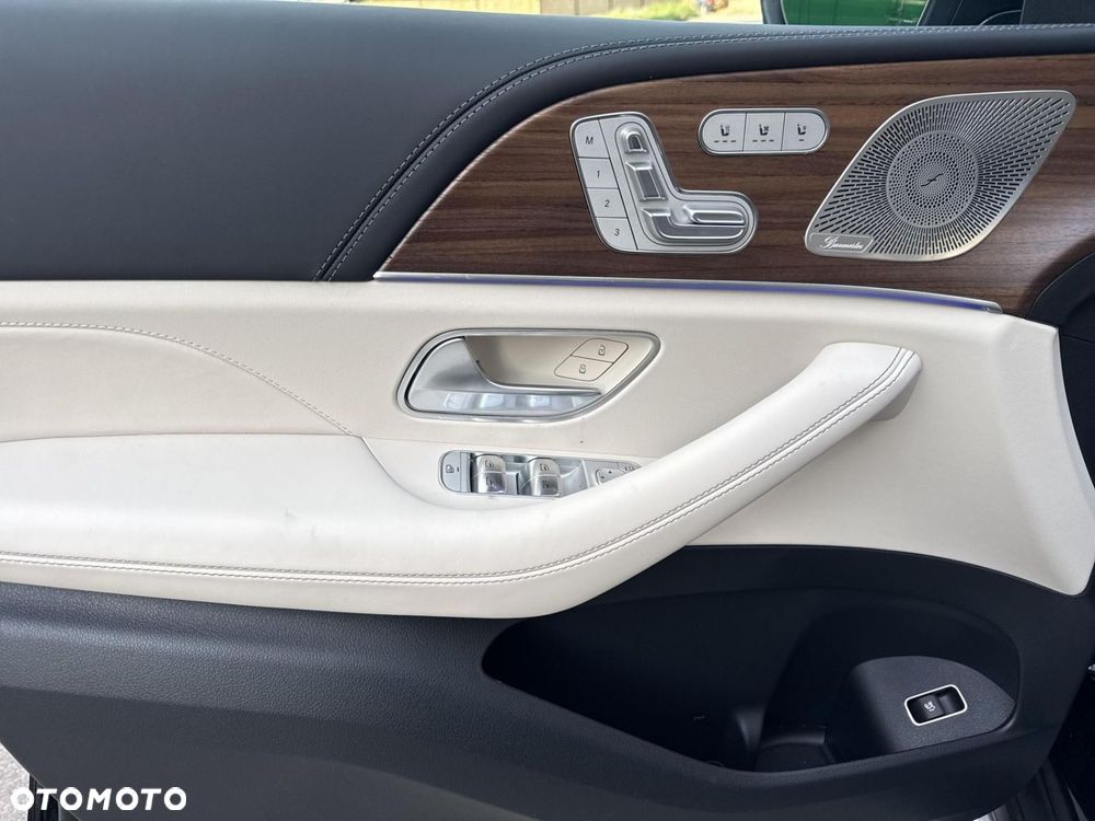 Mercedes-Benz GLE - 11