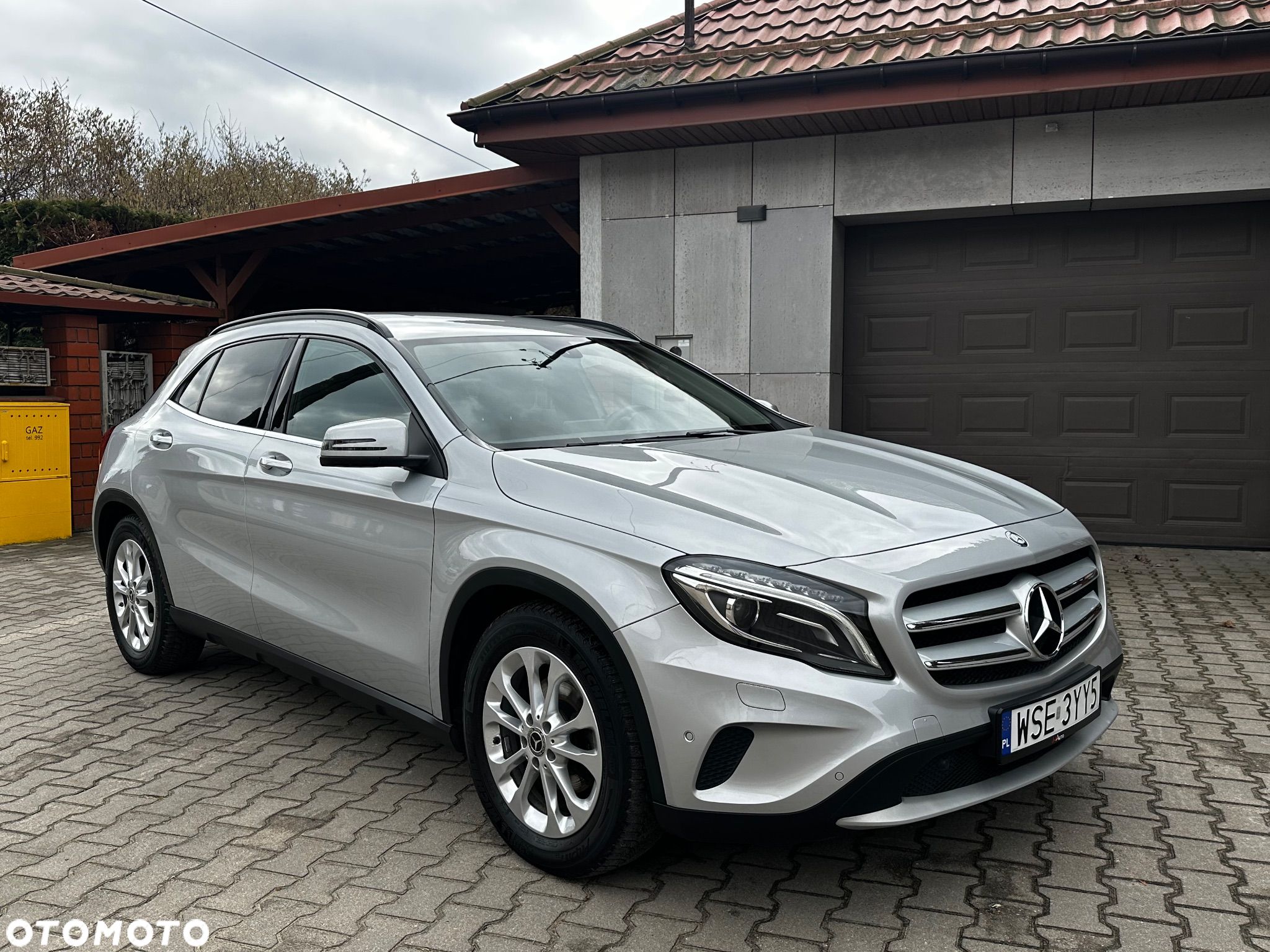 Mercedes-Benz GLA 180 7G-DCT - 1