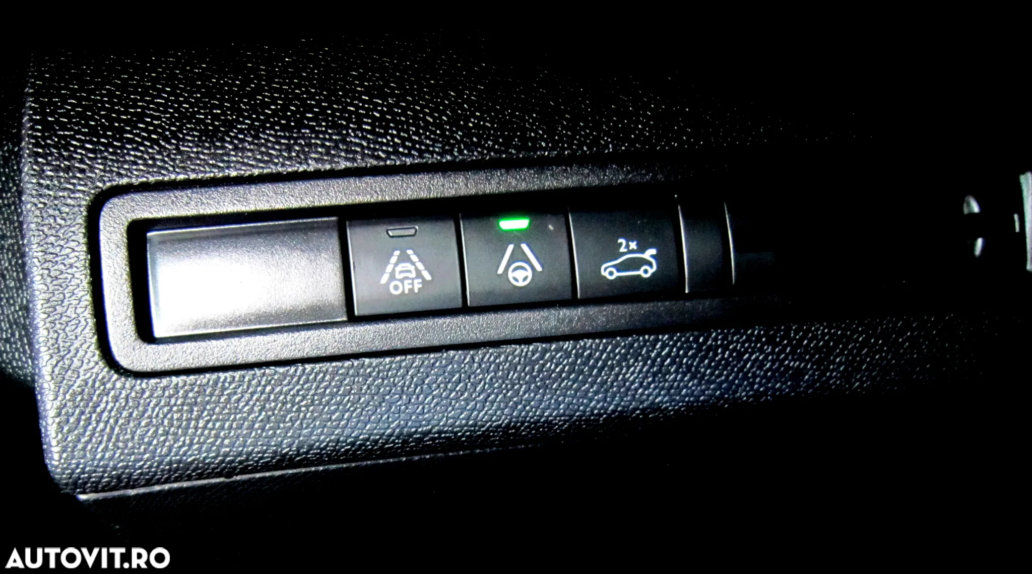 Peugeot 5008 1.5 BlueHDI s&s EAT8 GT-Line - 28