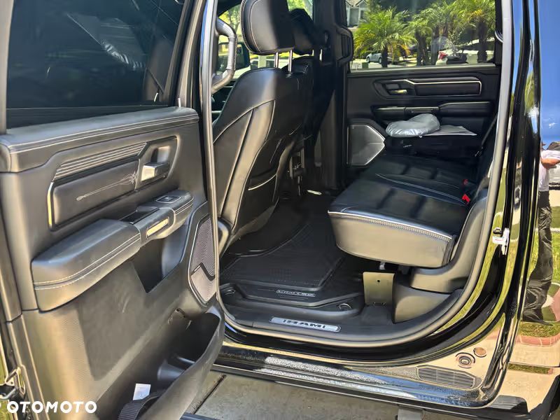 RAM 1500 5.7 Crew Cab Limited - 16