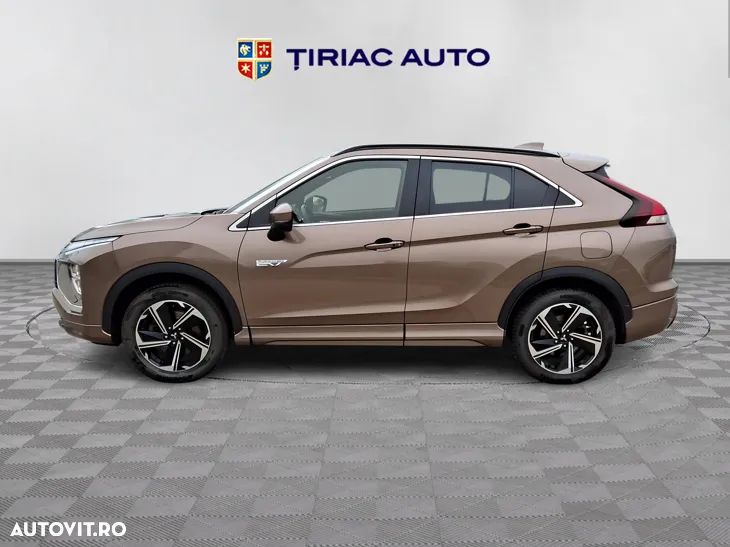 Mitsubishi Eclipse-Cross Plug-In Hybrid 4WD Plus Select - 3