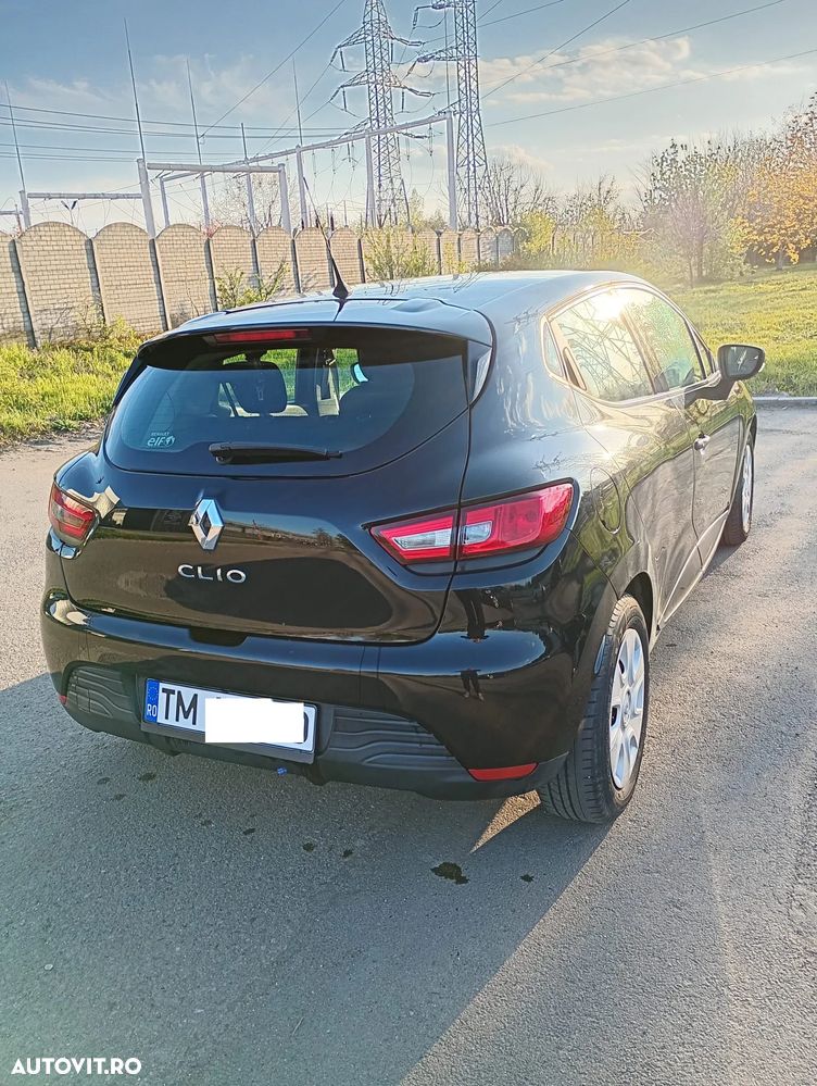 Renault Clio 1.2 16V Expression - 4