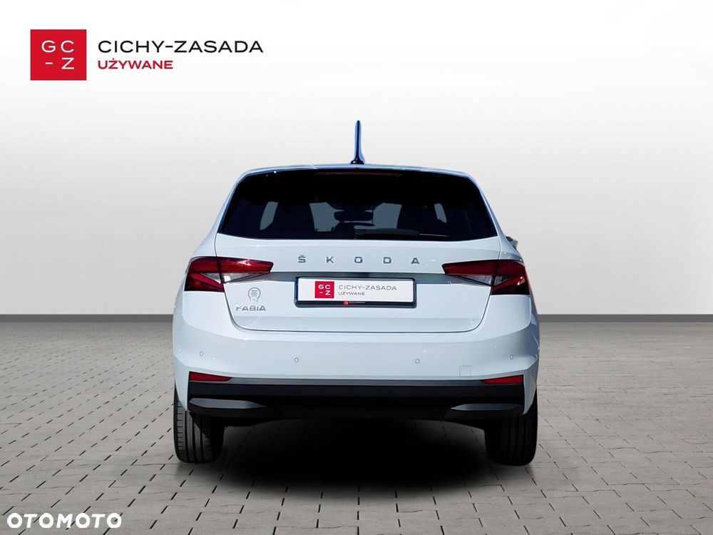 Skoda Fabia 1.0 Style - 4