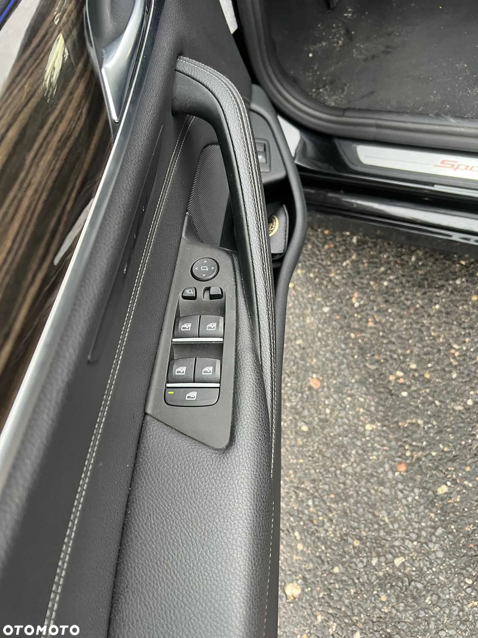 BMW Seria 5 520d Sport Line sport - 8