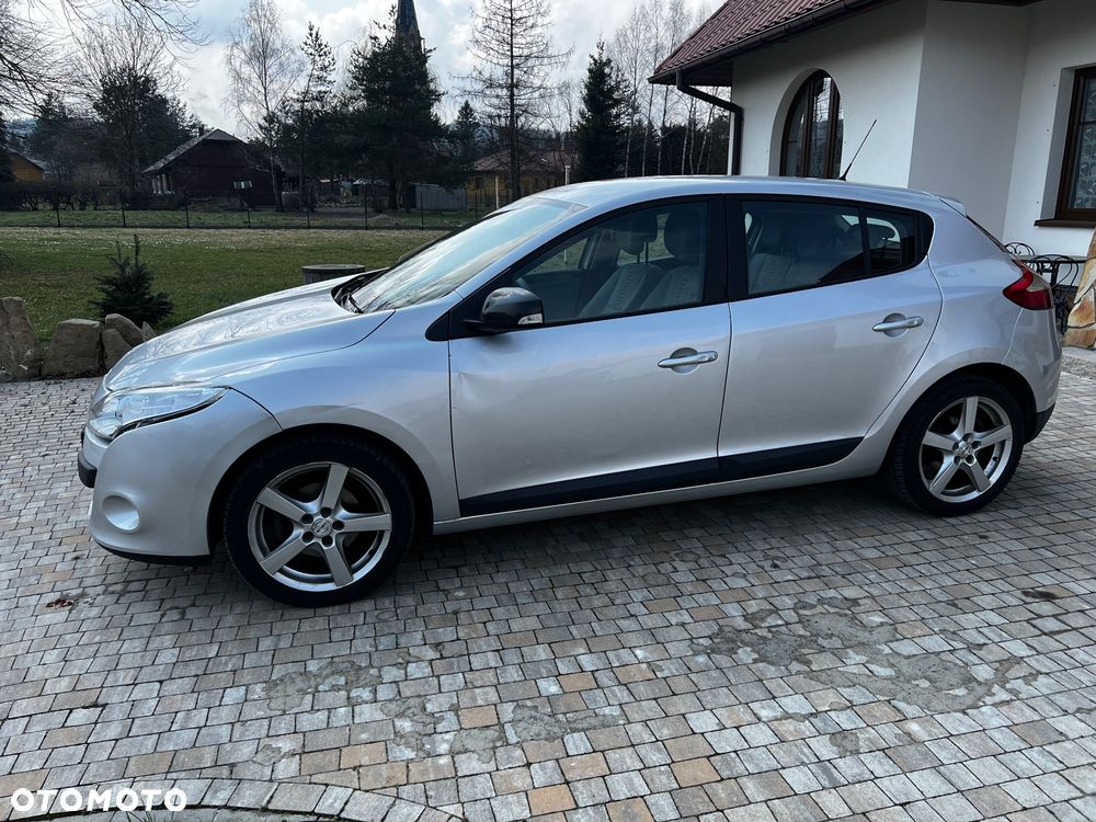 Renault Megane 1.5 dCi Confort Dynamique - 4