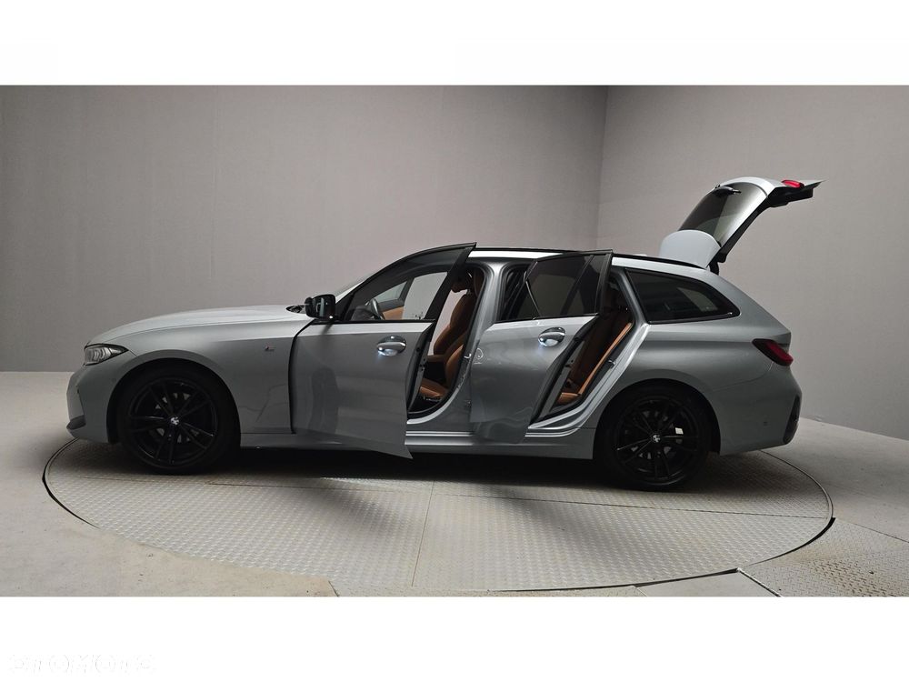 BMW Seria 3 320d xDrive M Sport - 10